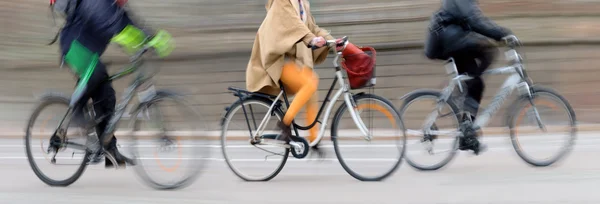 Tři cyklisté — Stock fotografie