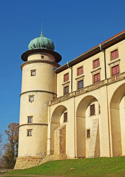 Lordly,historic renaissance castle in Wisnicz Nowy — Stock Photo, Image