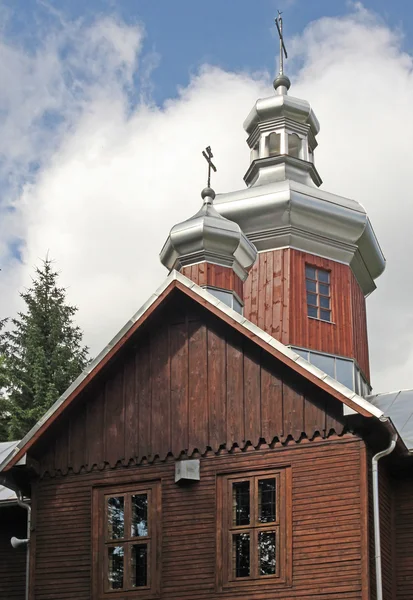 Trä gamla ortodoxa kyrkan i kamianna nära krynica — Stockfoto