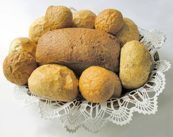 Pagnotta di pane e panini — Foto Stock