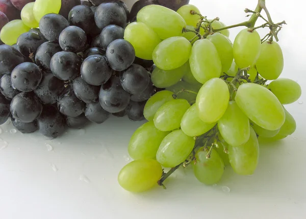 Clusters van druiven — Stockfoto