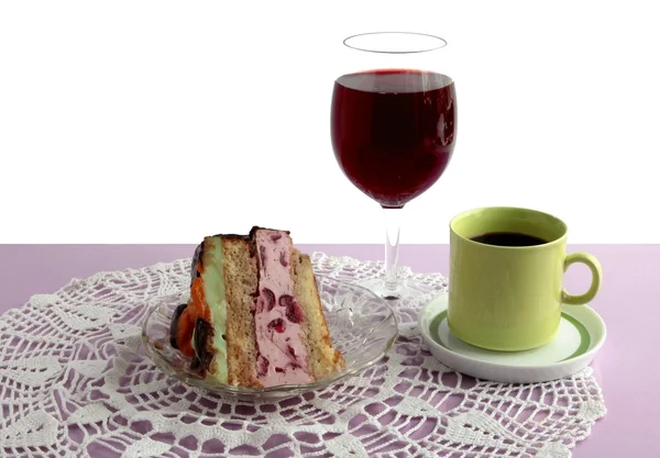 Tasty layer-cake,coffe and alcohol as tasty,rich dessert — Stock Photo, Image