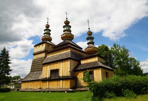 Église orthodoxe à Krempna — Photo