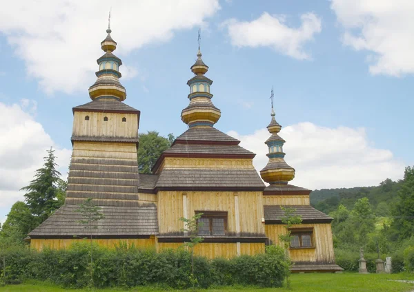 Alte orthodoxe hölzerne Kirche in Krempna bei Jaslo — Stockfoto