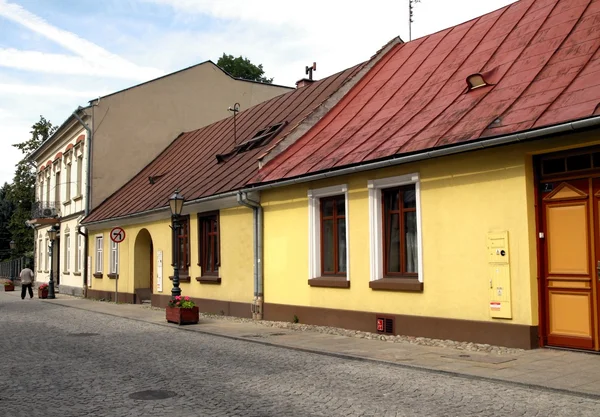 Casas antiguas en la pequeña ciudad Stary Sacz — Foto de Stock