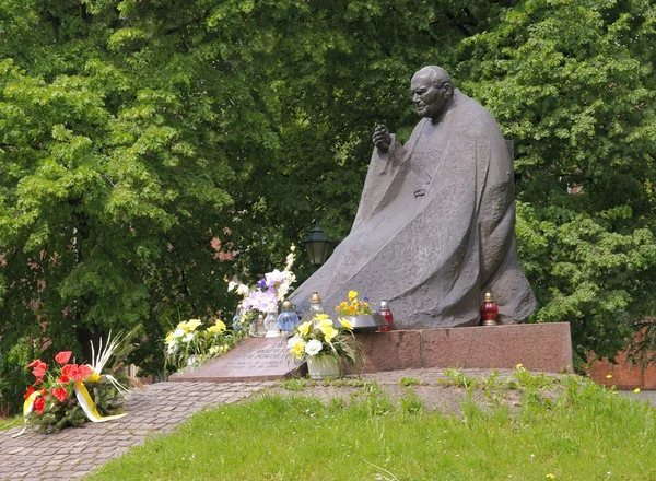 Ορείχαλκο μνημείο od Saint John Paul δεύτερη Πάπα στην Κρακοβία — Φωτογραφία Αρχείου