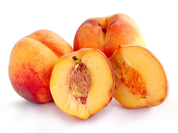 Słodkie Pomarańczowe Soczyste Brzoskwinie Jako Zdrowe Owoce — Zdjęcie stockowe