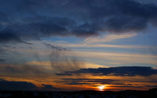 Colorato Paesaggio Pittoresco Del Tramonto Alla Sera — Foto Stock