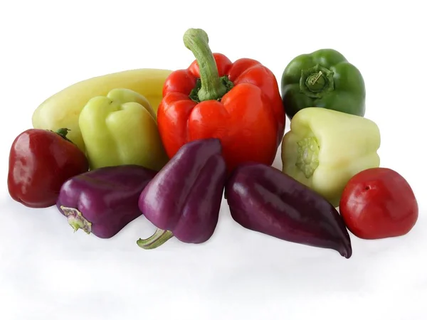 Πολύχρωμες Γλυκοπιπεριές Νόστιμο Και Υγιεινό Λαχανικό Από Κοντά — Φωτογραφία Αρχείου