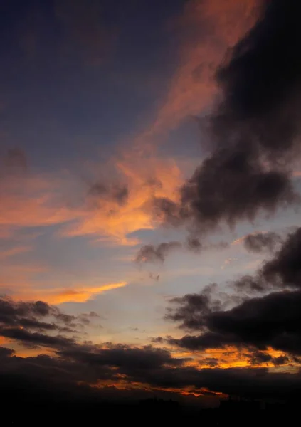 Живописный Вид Закатного Неба Облаками — стоковое фото