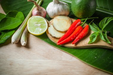 Bitkisel gıda tom yum öğesi
