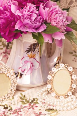 Bahar pi-mezonlar olan Vintage nesneler