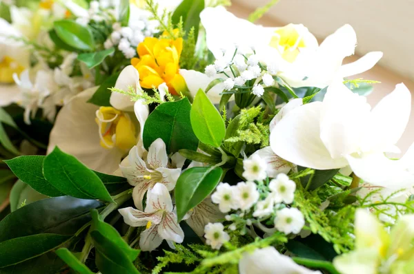 Schöne Hochzeitsblumen — Stockfoto