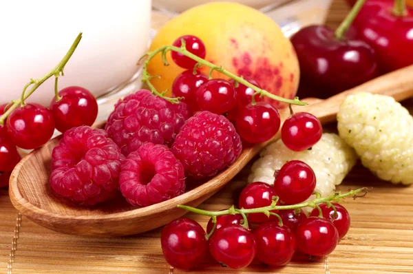 Tasty mix berry — Stock Photo, Image