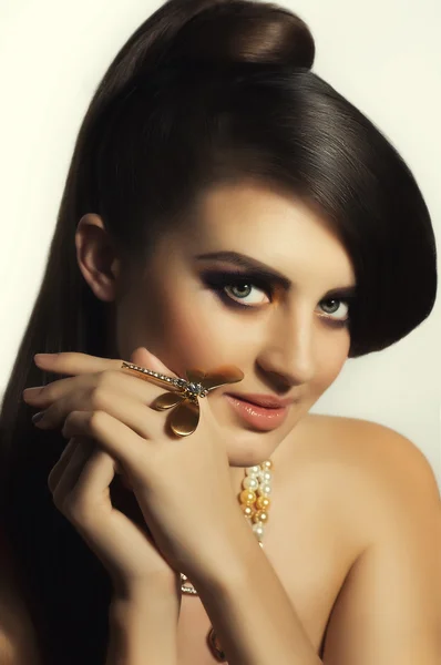 Woman with dragonfly ring — Stock Photo, Image