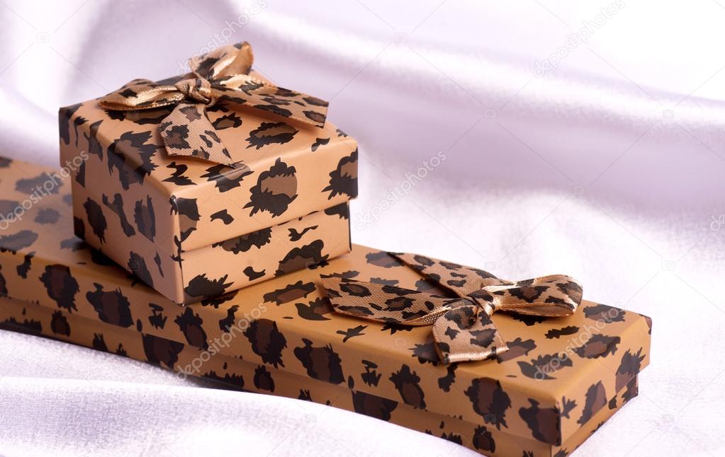 Gift leopard boxes