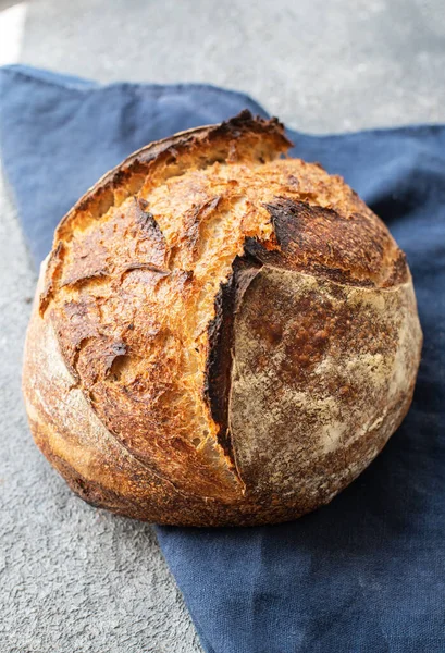 Homemade Artisan Sourdough Whole Wheat Bread Healthy Bread Organic Food — Stockfoto