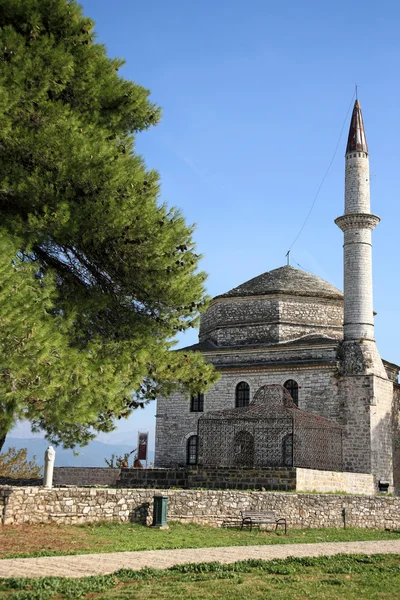 Minareto e moschea — Foto Stock