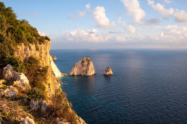 Mooie kust van een eiland in Griekenland — Stockfoto