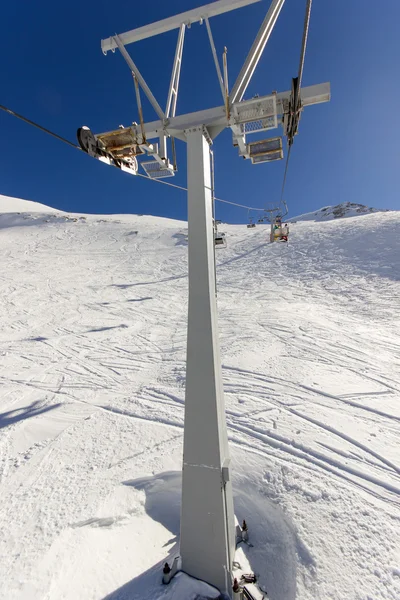 Ski lift on ski resort — Stock Photo, Image