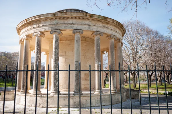 Monument in Corfu city — Stock Photo, Image