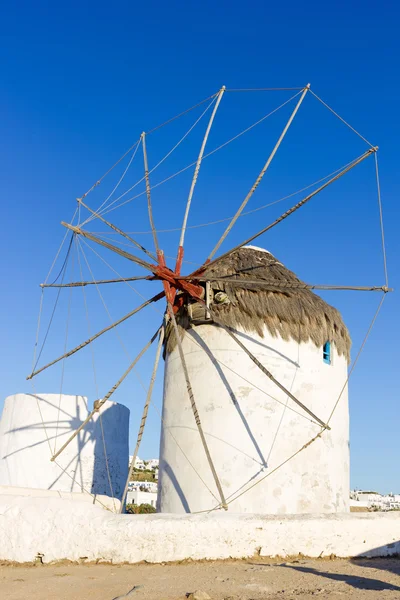 Ветряная мельница острова Миконос, Греция — стоковое фото