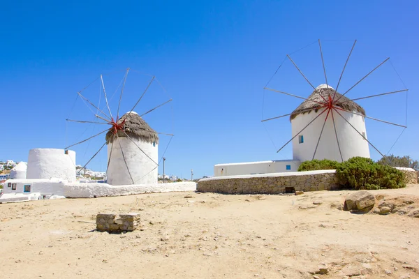 Ветряные мельницы Миконоса — стоковое фото