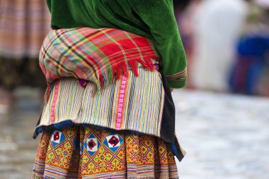 Bac Ha pazarında Hmong 'un kostümü.
