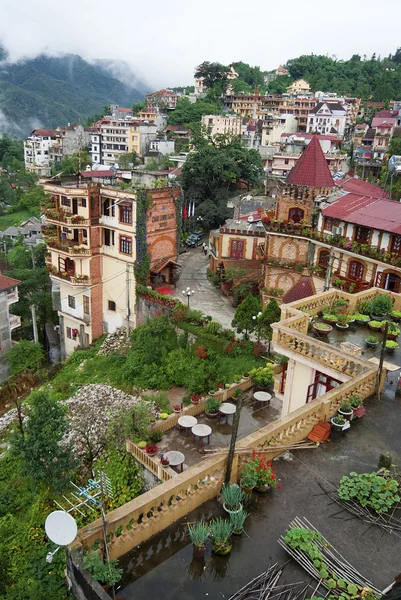 Luchtfoto van gebouwen in sapa — Stockfoto