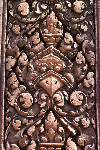 Płaskorzeźby w banteay srei — Zdjęcie stockowe