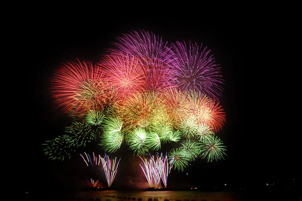 Fuochi d'artificio colorati — Foto Stock