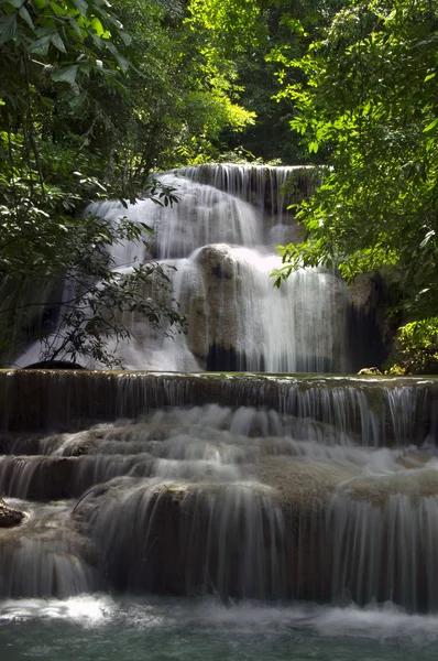 Хуай Mae Kamin водоспад — стокове фото