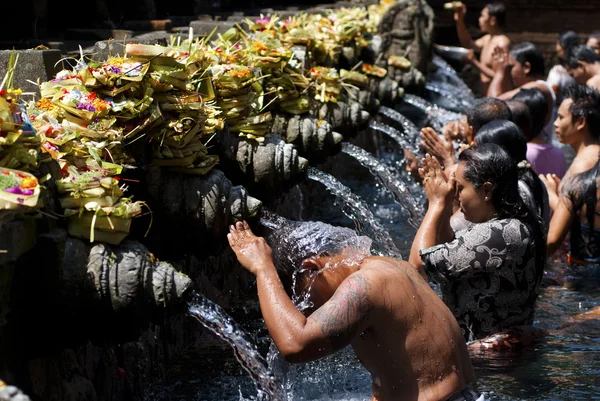 Templo de Tirta Empul — Fotografia de Stock