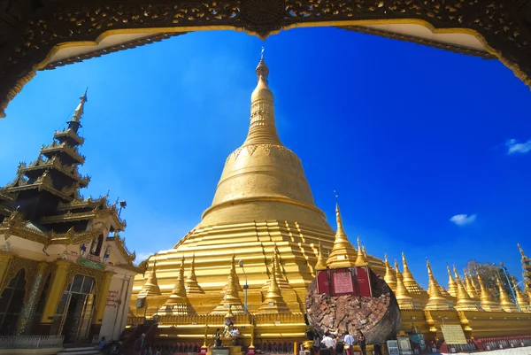 Shwemadaw Pagoda — Stok fotoğraf