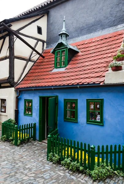 Goldene Gasse kleines Haus, Prag — Stockfoto