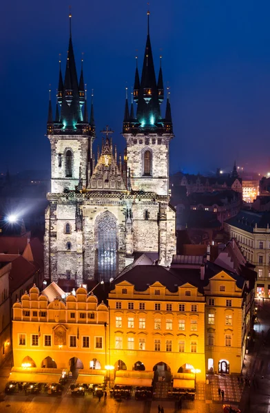 Gereja Tyn, markah tanah kota tua Praha — Stok Foto