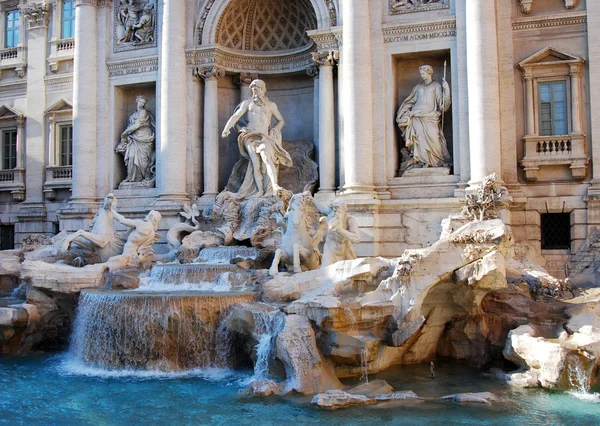 (Фонтан) Fontana di Trevi в Roma (Рим) — стокове фото