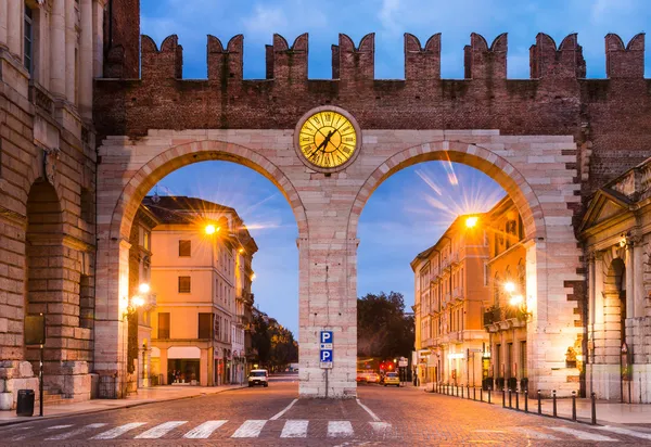 Portoni della Bra a Verona, Italia — Foto Stock