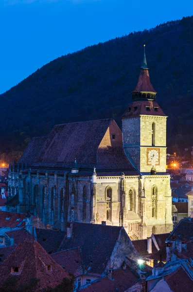 Siyah Kilisesi brasov, kış saati, Romanya — Stok fotoğraf