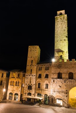 Torre rognosa san Gimignano'da Toskana