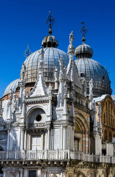 Bazilika san marco dome v Benátkách, Itálie — Stock fotografie