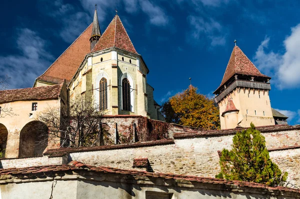 Takviye edilmiş biertan kilise Transylvania'da, Romanya — Stok fotoğraf