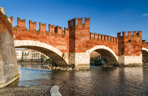 Ponte Scaligero, Verona, Olaszország — Stock Fotó