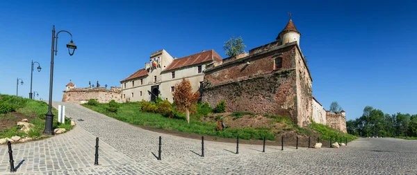 Ściany średniowiecznej twierdzy Brasov, Rumunia — Zdjęcie stockowe