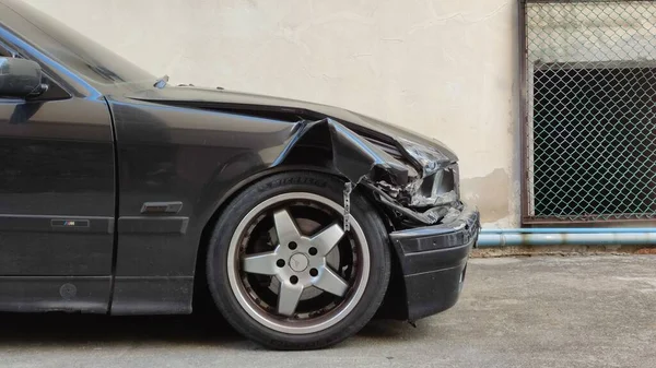 Bangkok Thailand May 202 Bmw Car Accident Broken Headlights Bumpers — Stock Photo, Image