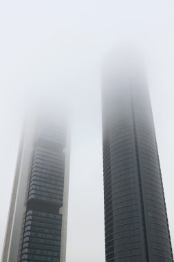 kirli gazları City 2 gökdelenleri.