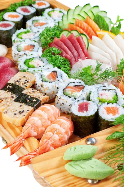 Caviar Oriental saboroso sushi, salmão close-up. — Fotografia de Stock