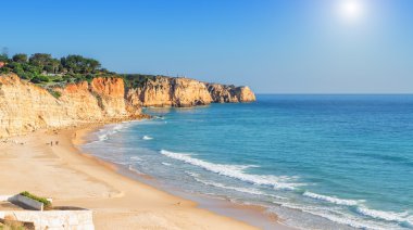 Lagos yaz deniz Atlantik sahilleri. Portekiz.