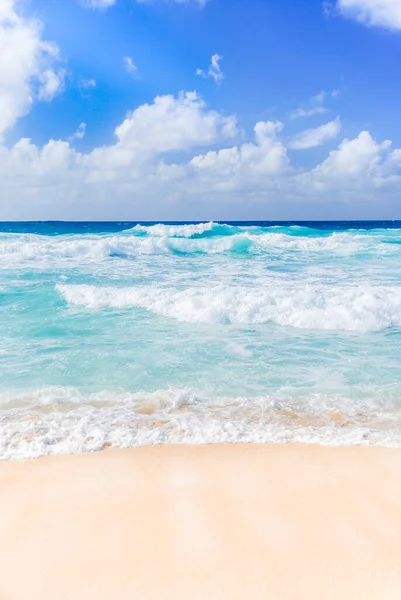 Stunning blue ocean. Hawaiian beach.