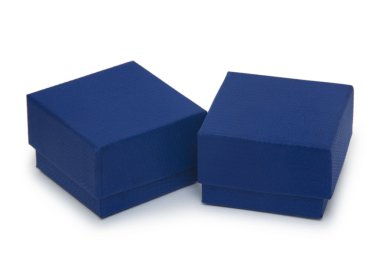 hediye kutuları üzerinde beyaz izole